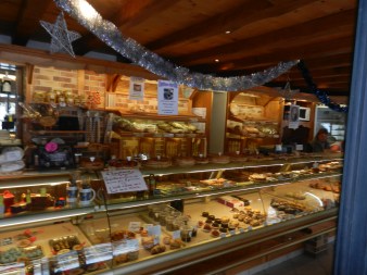 vitrine boulangerie pâtisserie bernard